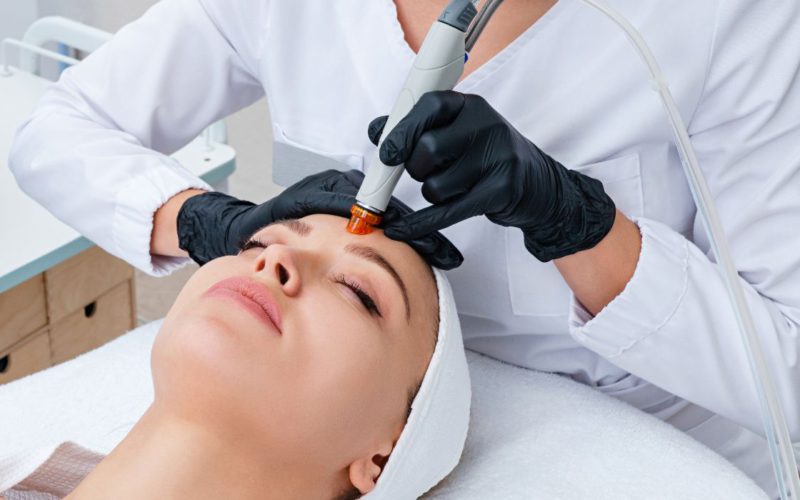 Top 5 Reasons to Pursue a Career in Clinical Cosmetology